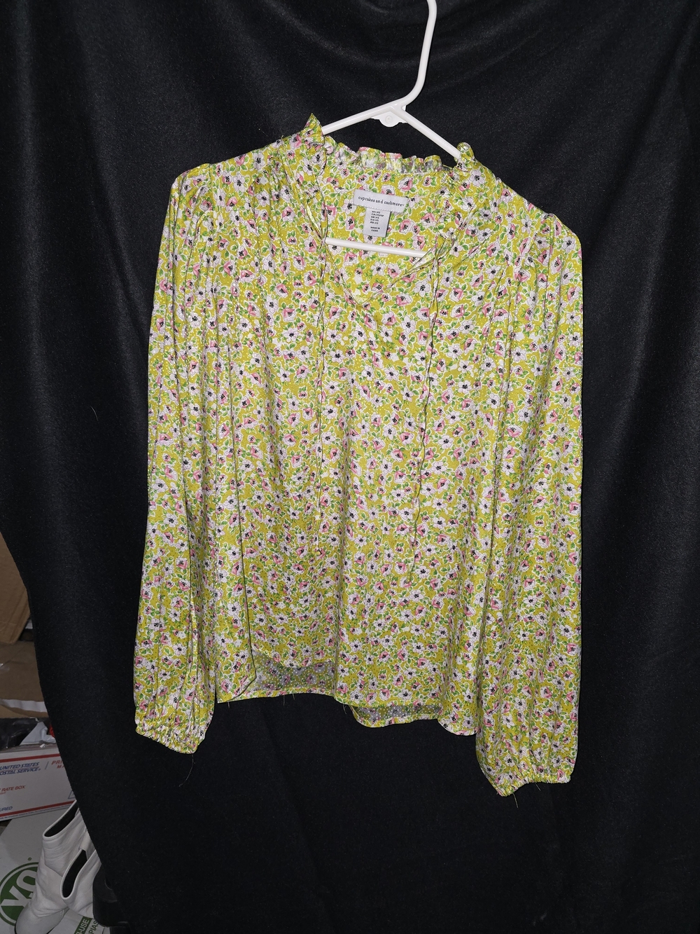 cupcakes & cashmere Yellow Floral Ruffle-Neck Blouse